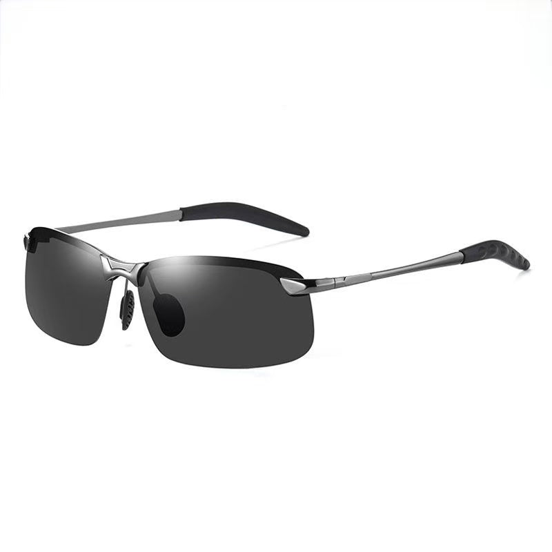 Outdoor Sunglasses for fishing to clearly look into underwater